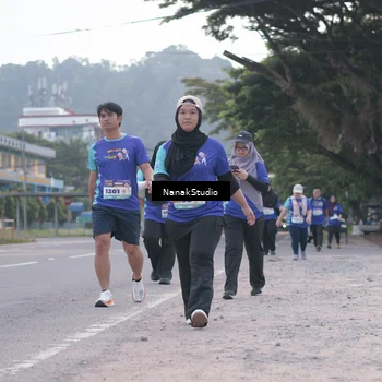 Runner Photo 8350940