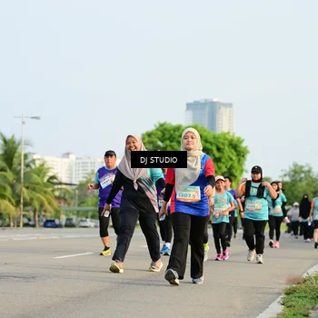 Runner Photo 8350963