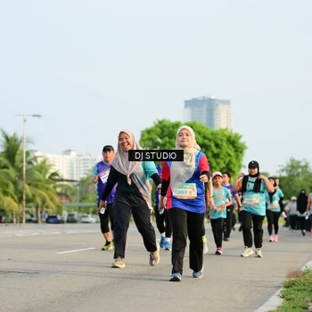 Runner Photo 8350972
