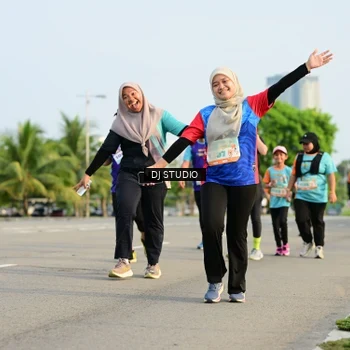 Runner Photo 8351003