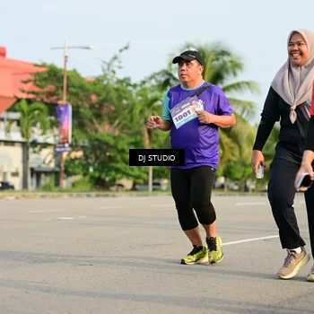 Runner Photo 8351010