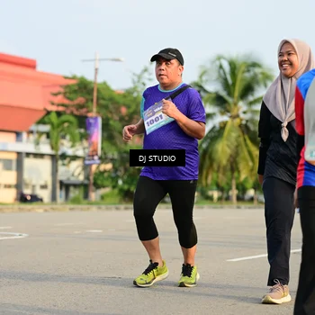 Runner Photo 8351025