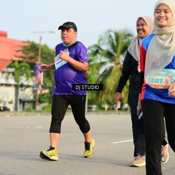 Runner Photo 8351030