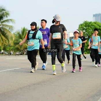 Runner Photo 8351031