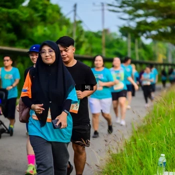 Runner Photo 8351035