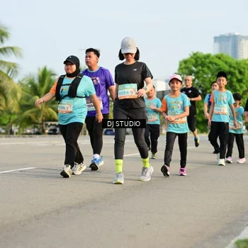 Runner Photo 8351037