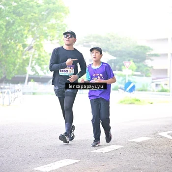 Runner Photo 8351050