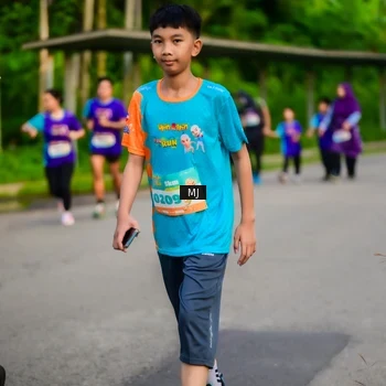 Runner Photo 8351056