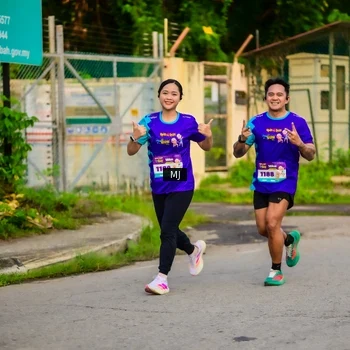 Runner Photo 8351062
