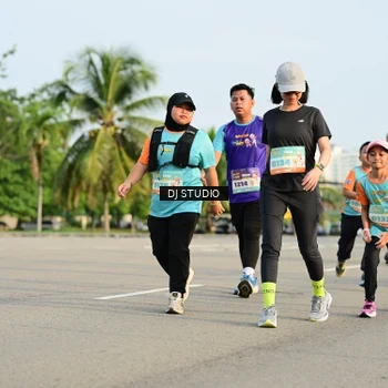 Runner Photo 8351141