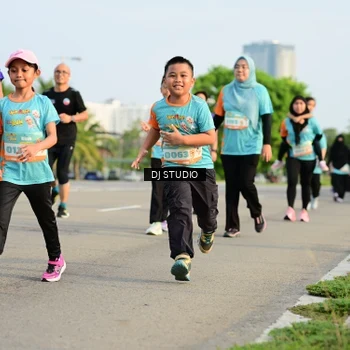Runner Photo 8351147