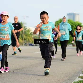 Runner Photo 8351152