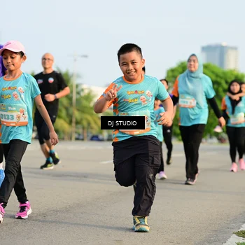 Runner Photo 8351164