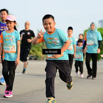 Runner Photo 8351169