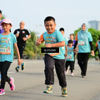Runner Photo 8351180