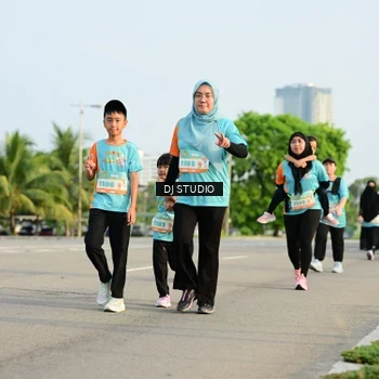 Runner Photo 8351198