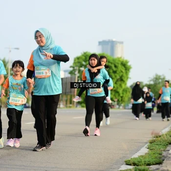 Runner Photo 8351240