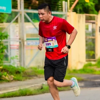 Runner Photo 8351252