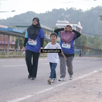 Runner Photo 8351254