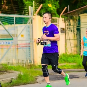 Runner Photo 8351268