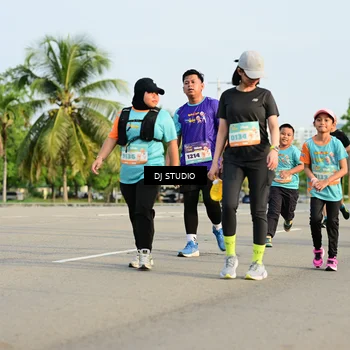 Runner Photo 8351315