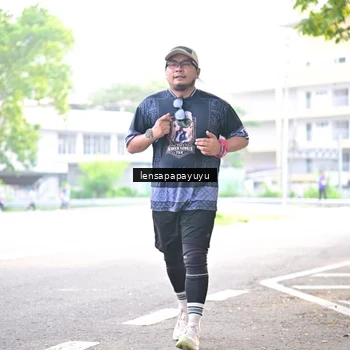 Runner Photo 8351457