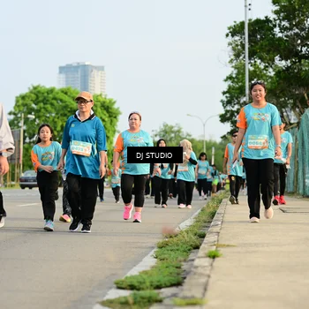 Runner Photo 8351465
