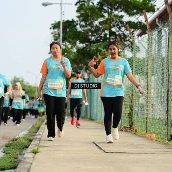 Runner Photo 8351518