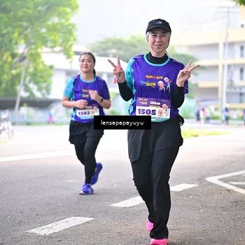 Runner Photo 8351570
