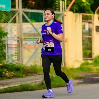 Runner Photo 8351659