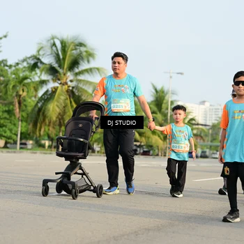 Runner Photo 8351660