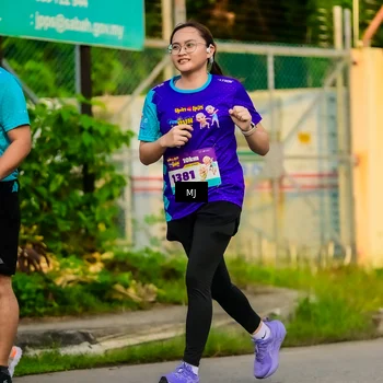 Runner Photo 8351667