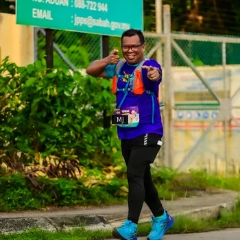 Runner Photo 8351674