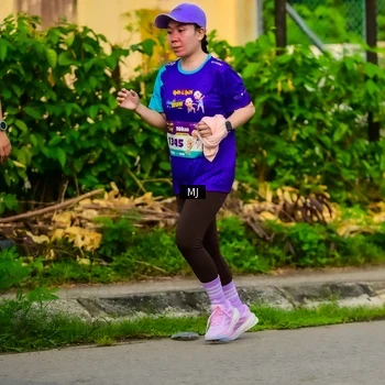 Runner Photo 8351698