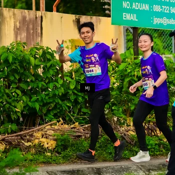 Runner Photo 8351704