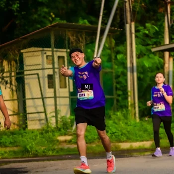 Runner Photo 8351710