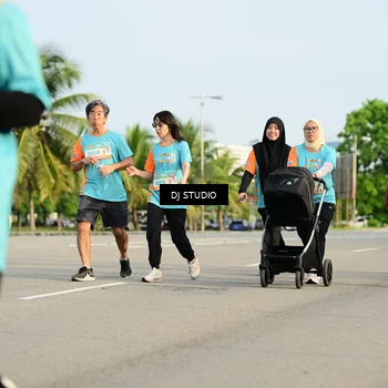 Runner Photo 8351734