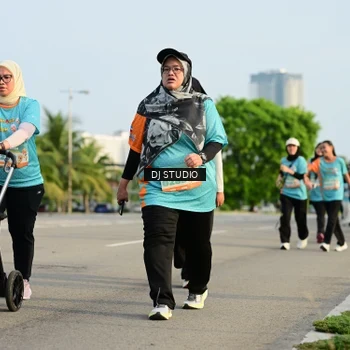 Runner Photo 8351784
