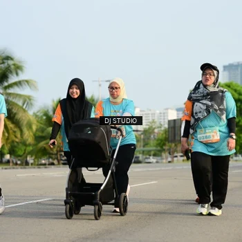 Runner Photo 8351801