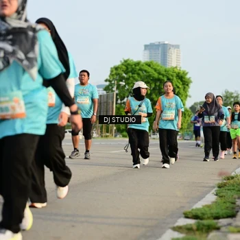 Runner Photo 8351807