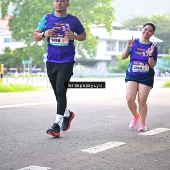 Runner Photo 8351822