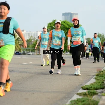 Runner Photo 8352010