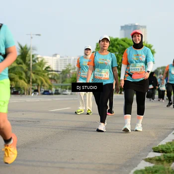 Runner Photo 8352026