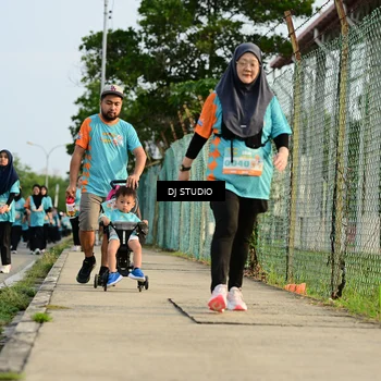 Runner Photo 8352073
