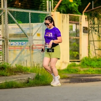 Runner Photo 8352099