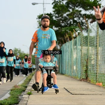 Runner Photo 8352103