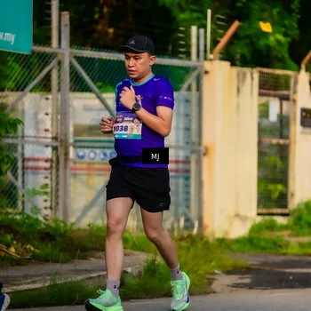 Runner Photo 8352116