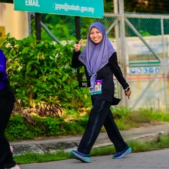 Runner Photo 8352119