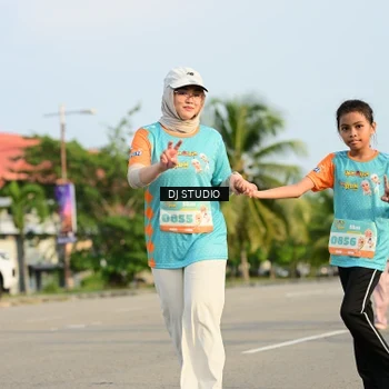 Runner Photo 8352143