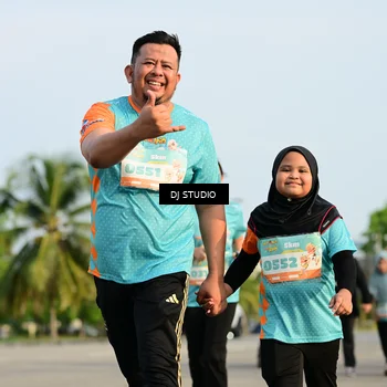 Runner Photo 8352221